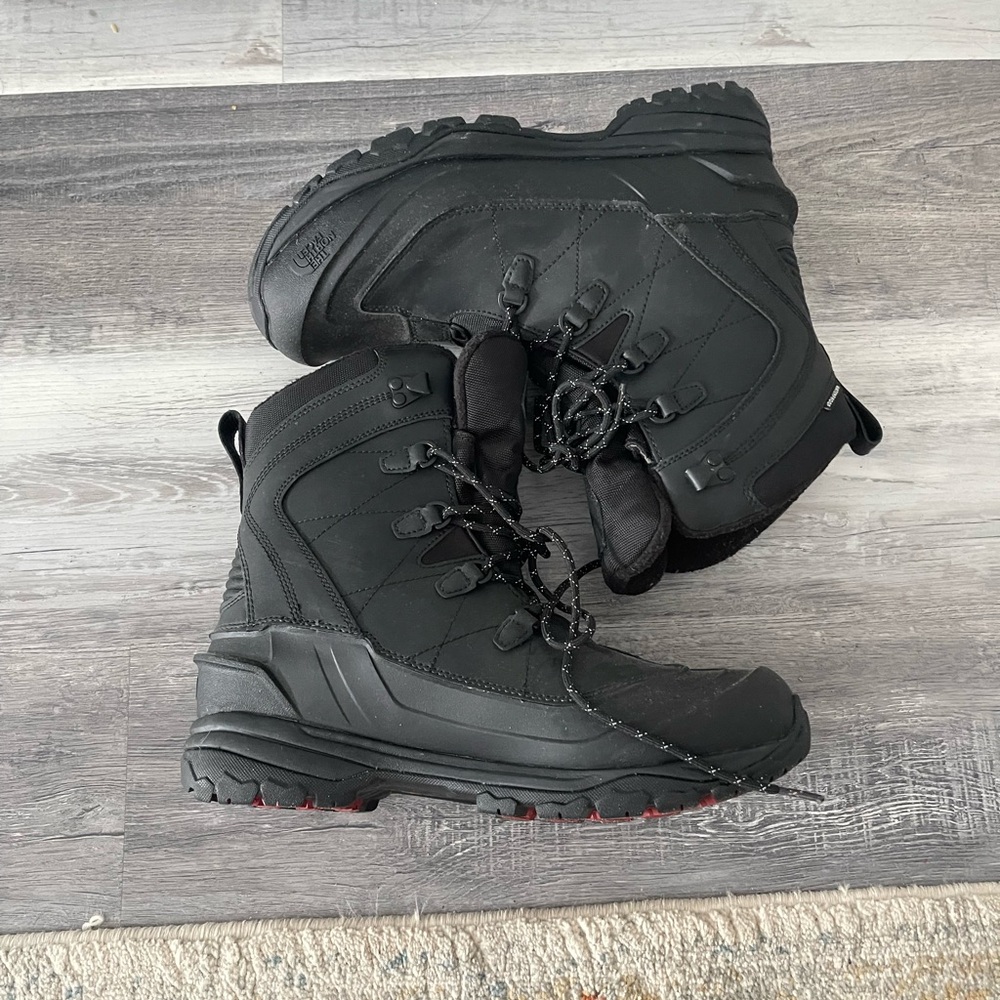 The North Face Men's CHILKAT EVO Snow Boots Size 11